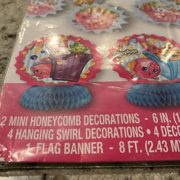 Shopkins Birthday Party Decoration Set 7 piece set New - Picture 3 of 4